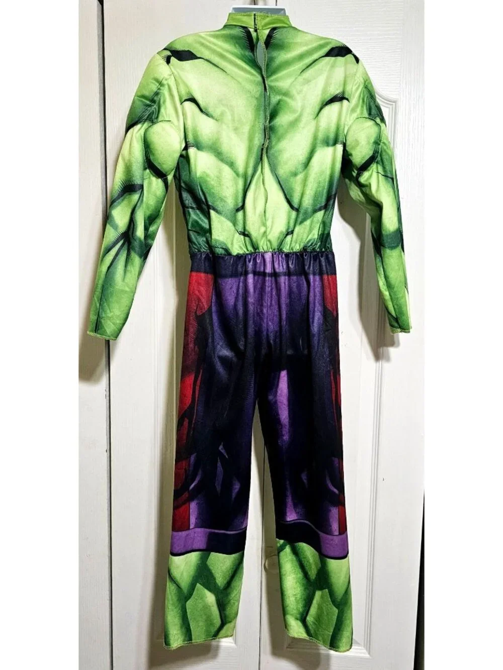 Marvel Avengers Incredible Hulk Muscle Costume Boys 7-8 Hasbro Mask Smash Fists
